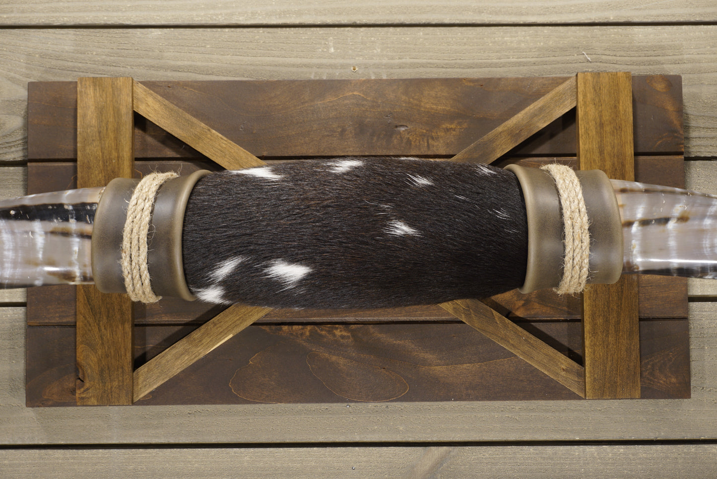 4' 8" Longhorn Wall Mount #241