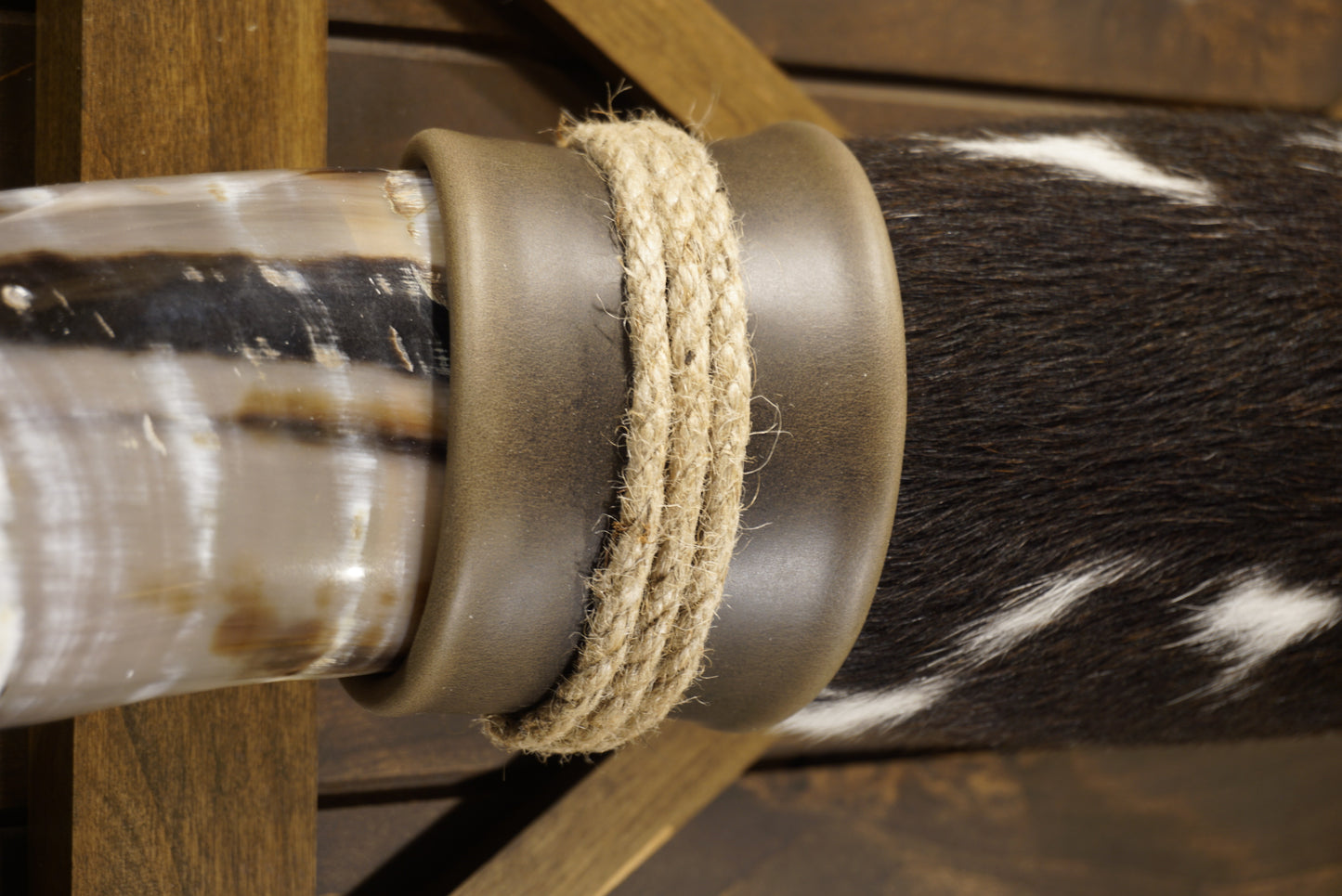 4' 8" Longhorn Wall Mount #241