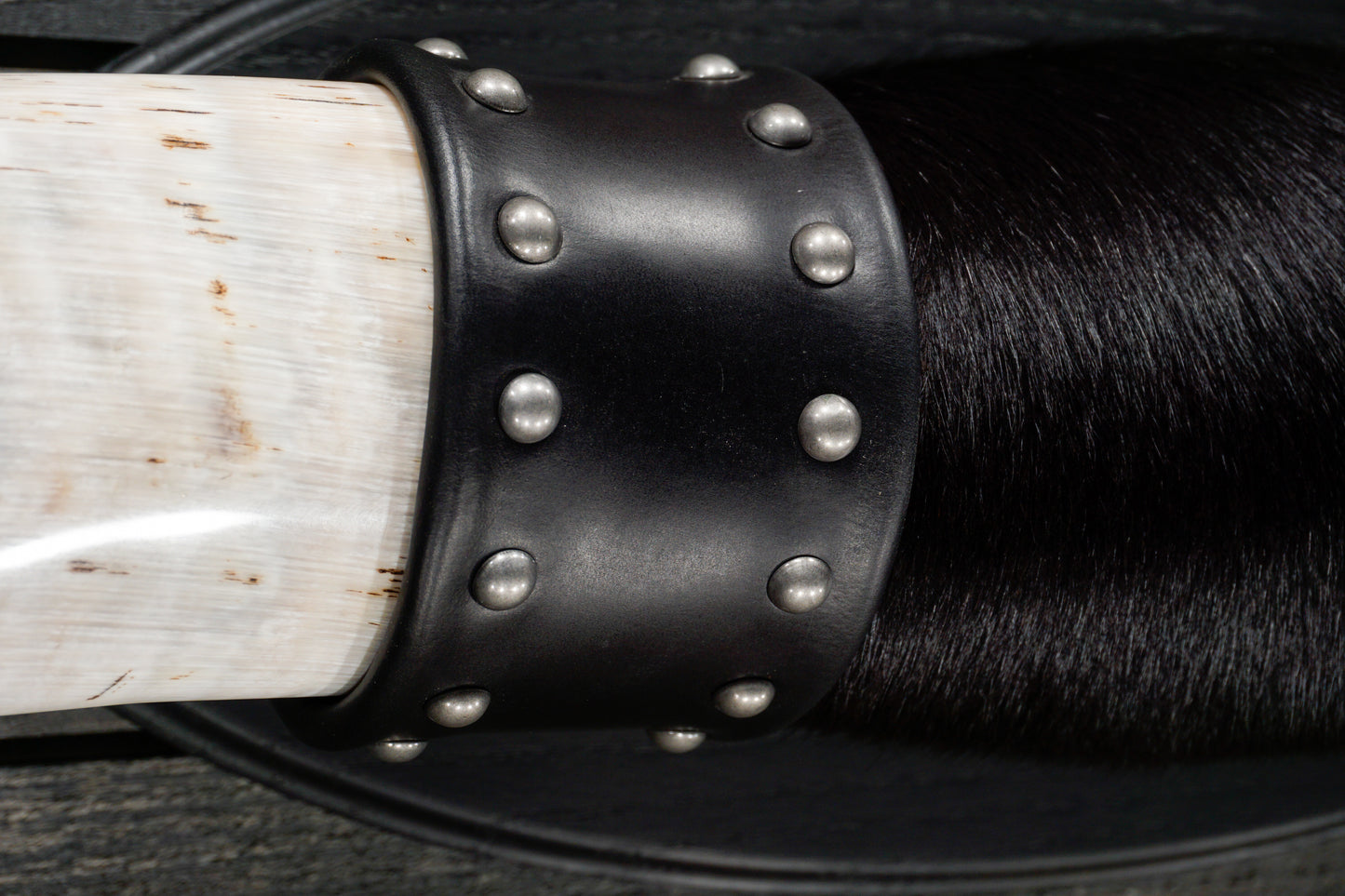 4' 7" Longhorn Wall Mount #232