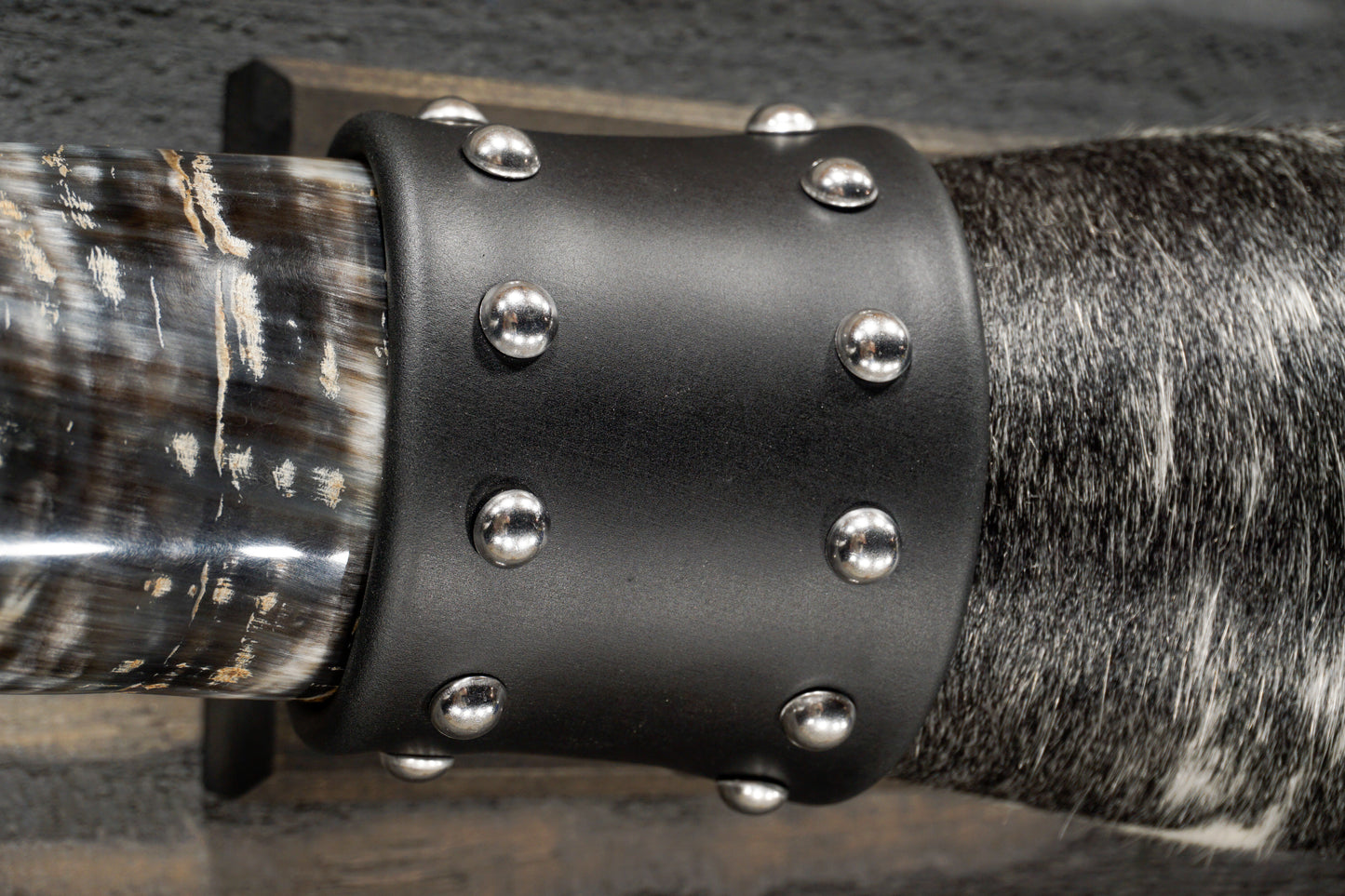 4' 9" Longhorn Wall Mount #274