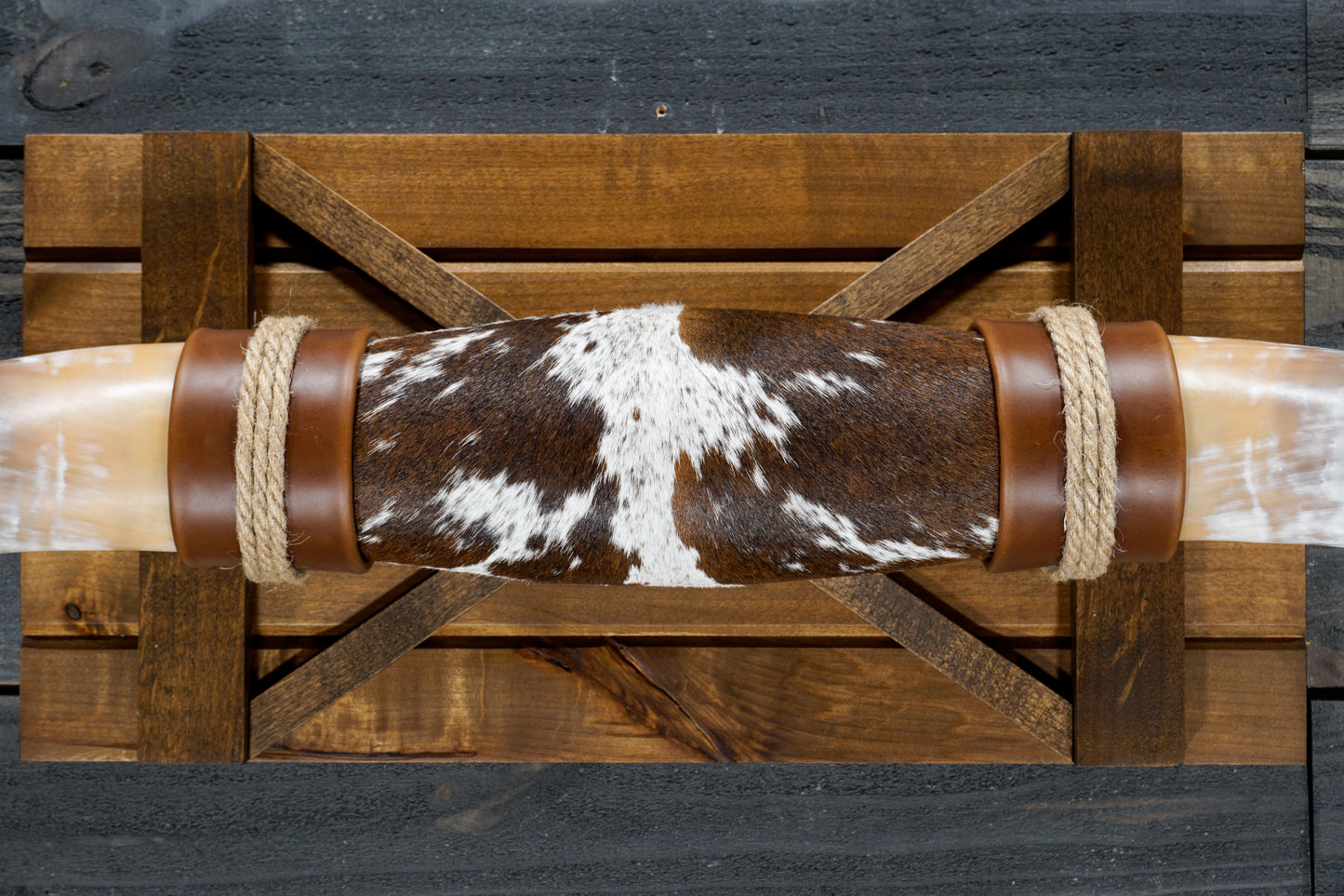 6' 0" Longhorn Wall Mount #320