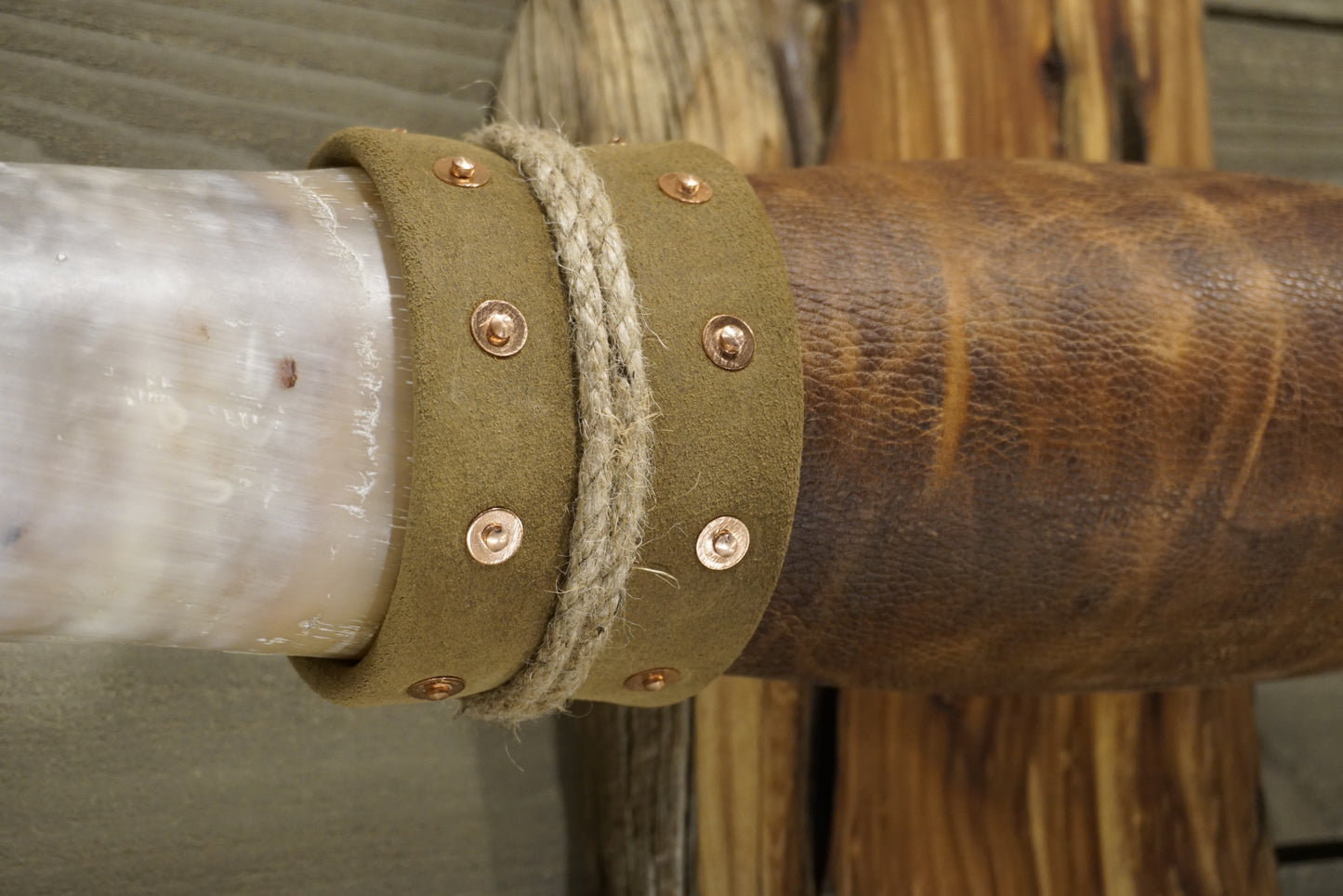 5' 9" Longhorn Wall Mount #244