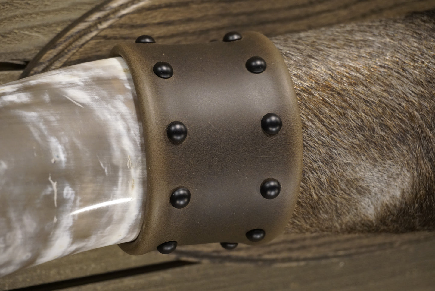 4' 11" Longhorn Wall Mount #246