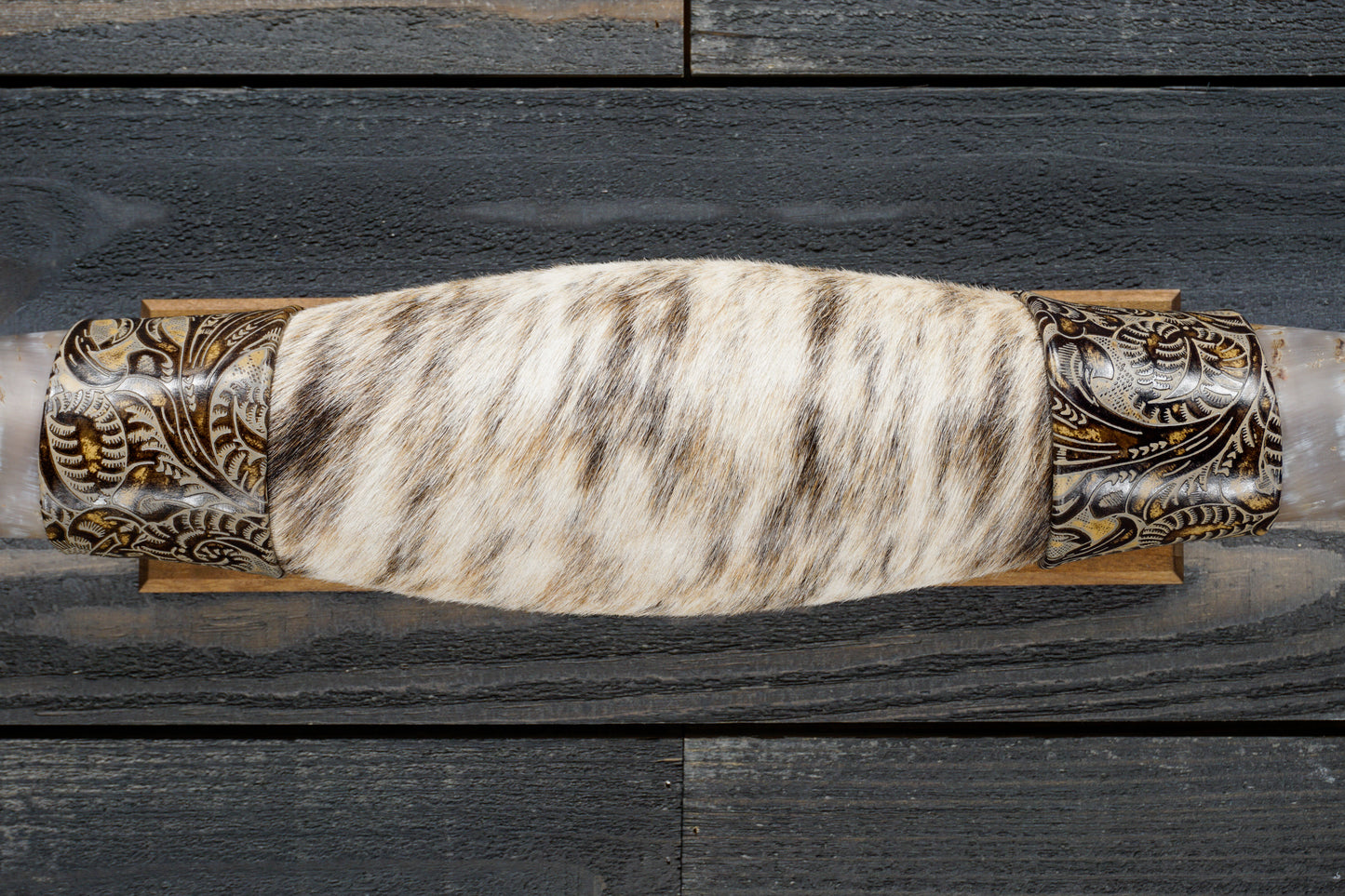 5' 0" Longhorn Wall Mount #284