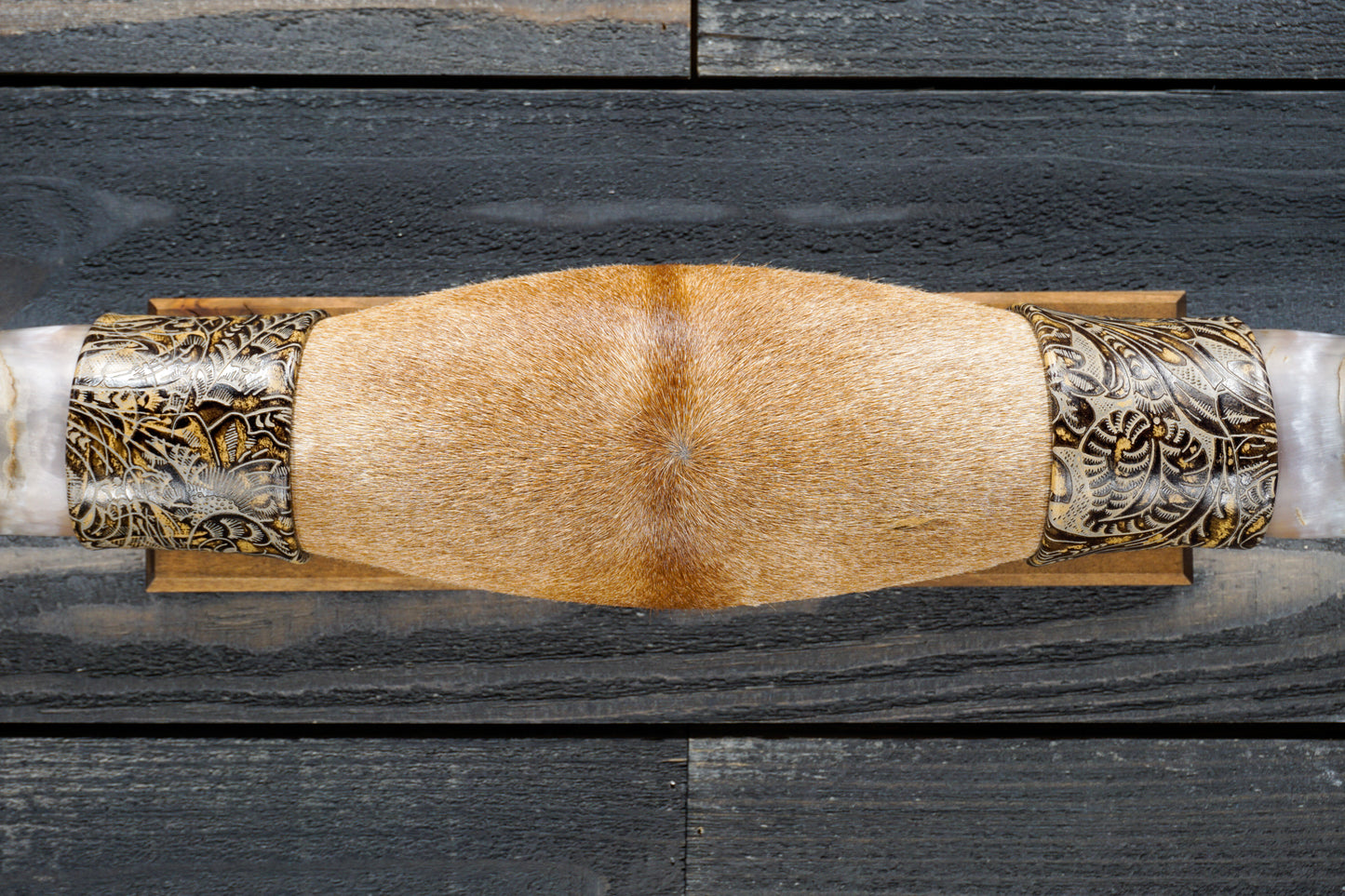 4' 7" Longhorn Wall Mount #290