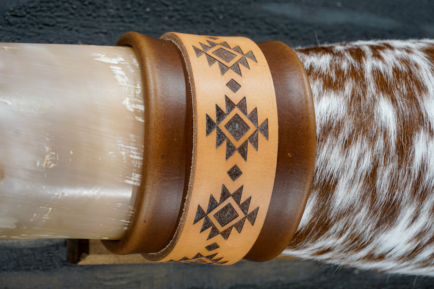 4' 2" Longhorn Wall Mount #285