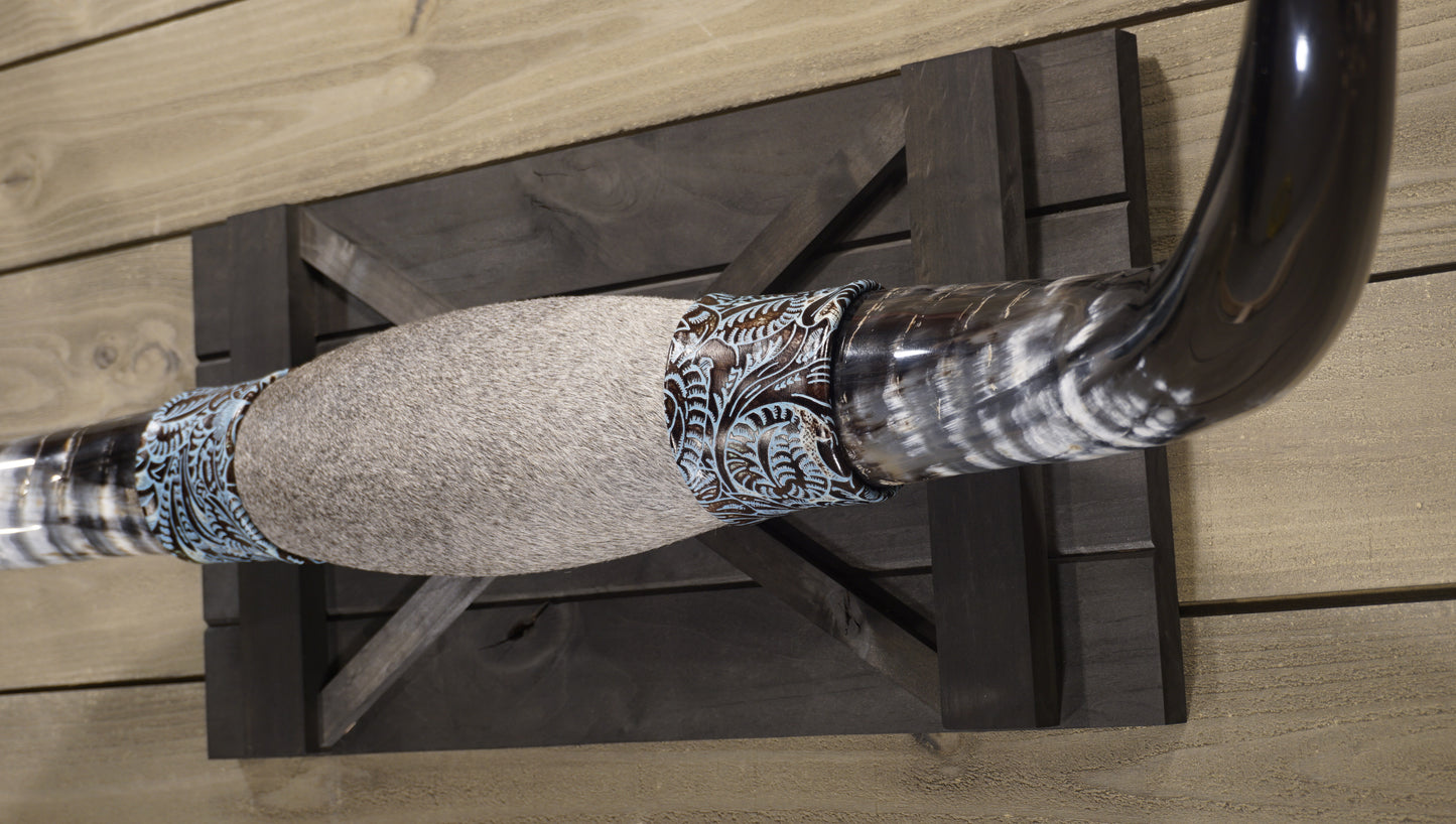 4' 3" Longhorn Wall Mount #233