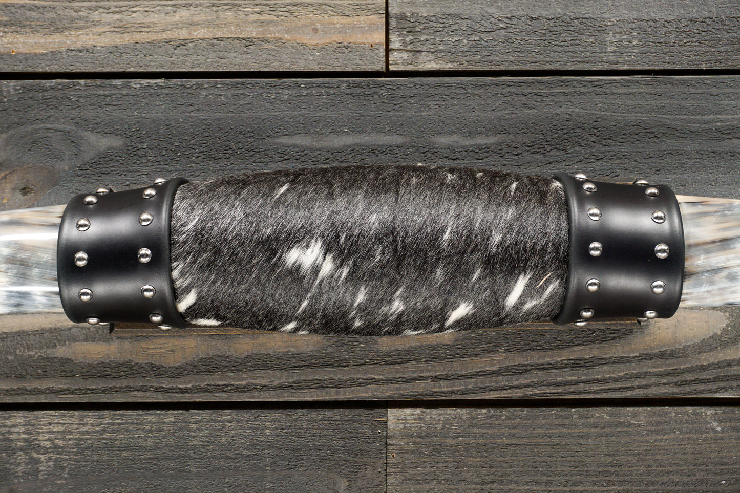 4' 5" Longhorn Wall Mount #303