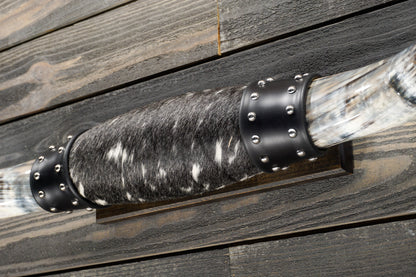 4' 5" Longhorn Wall Mount #303
