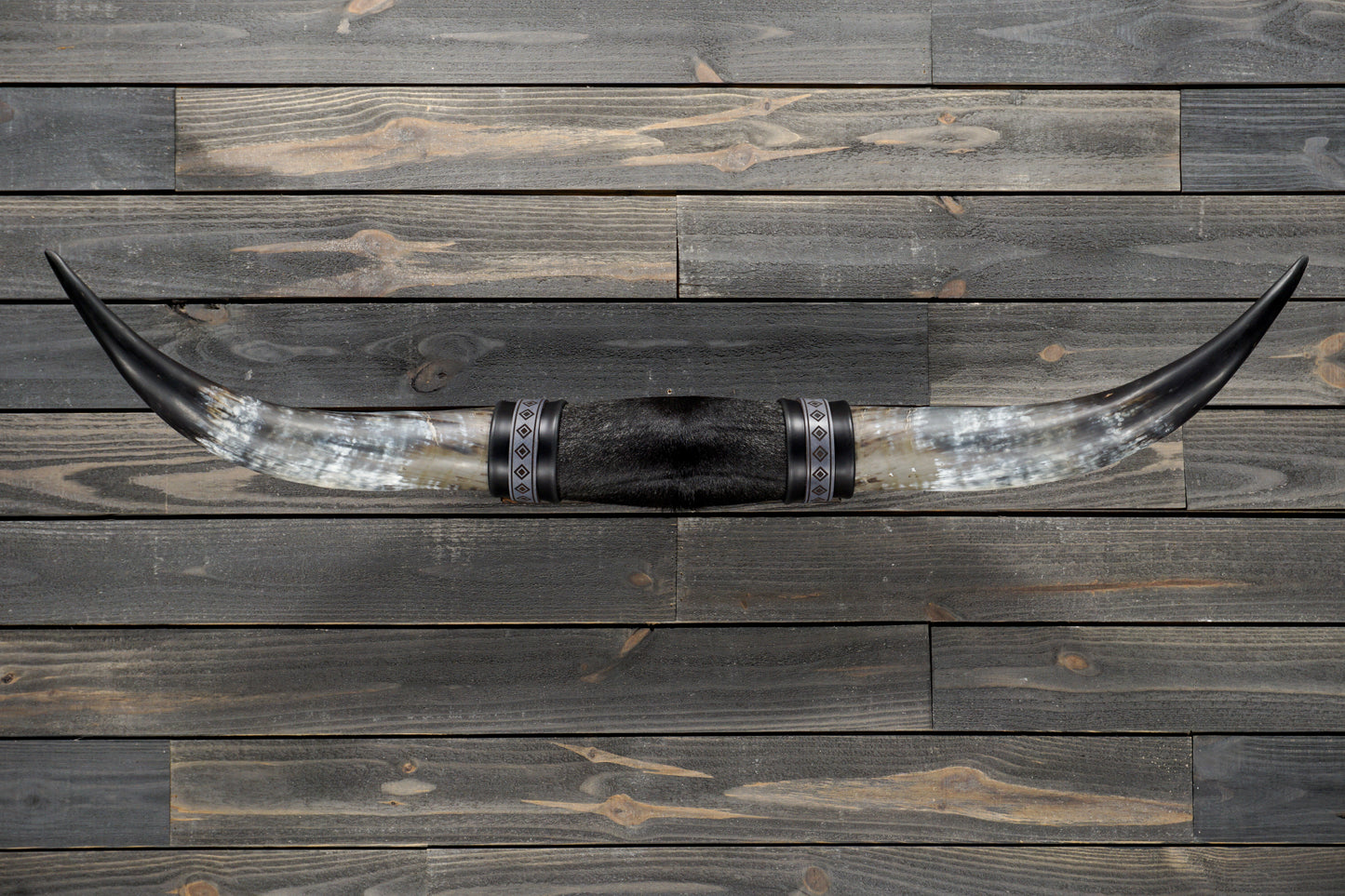 4' 7" Longhorn Wall Mount #331