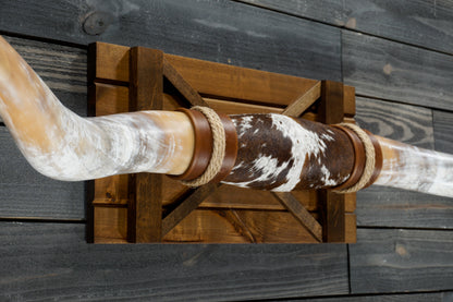 6' 0" Longhorn Wall Mount #320