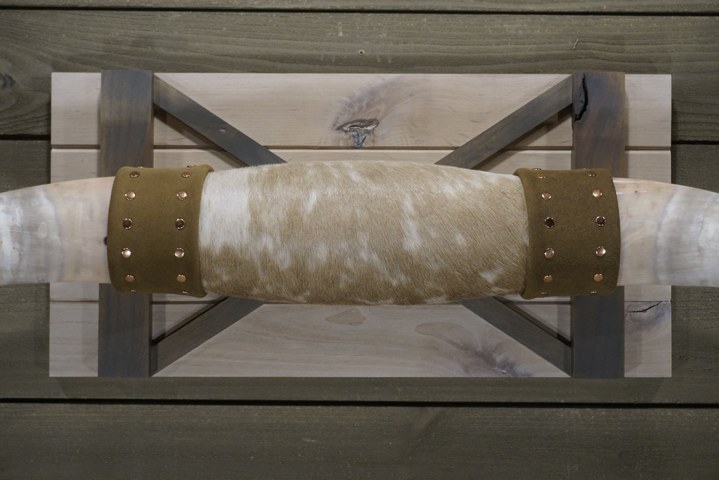 4' 9" Longhorn Wall Mount #247