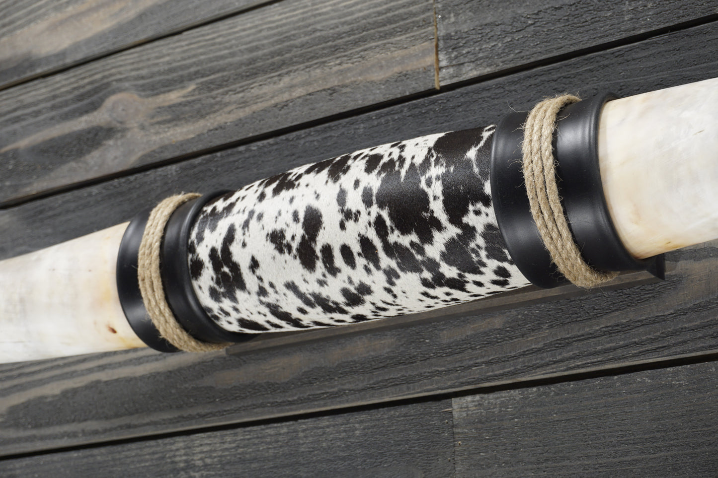 4' 10" Longhorn Wall Mount #298