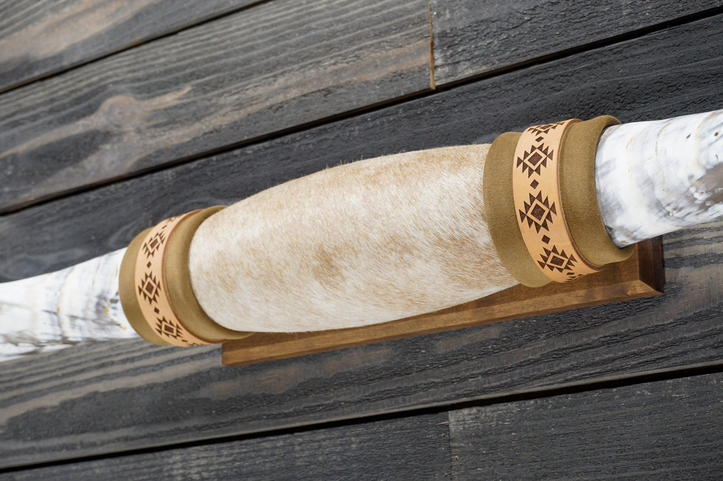 5' 5" Longhorn Wall Mount #307
