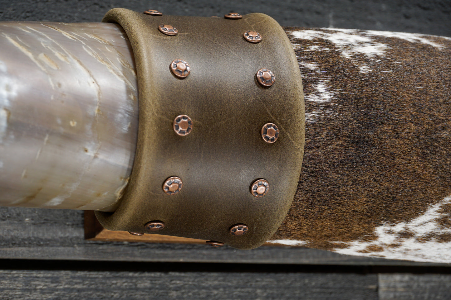 5' 3" Longhorn Wall Mount #322