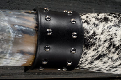4' 8" Longhorn Wall Mount #332