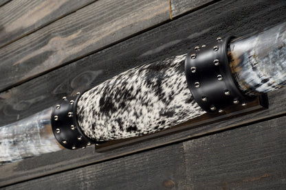 4' 8" Longhorn Wall Mount #332