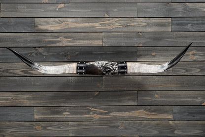4' 10" Longhorn Wall Mount #336