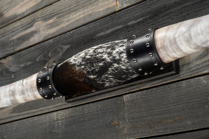 4' 10" Longhorn Wall Mount #336