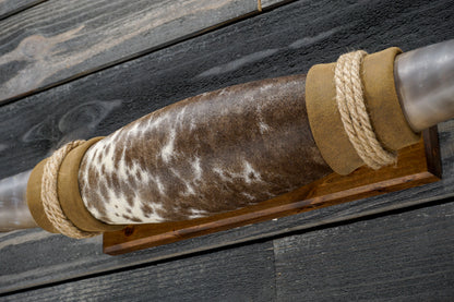 5' 3" Longhorn Wall Mount #340