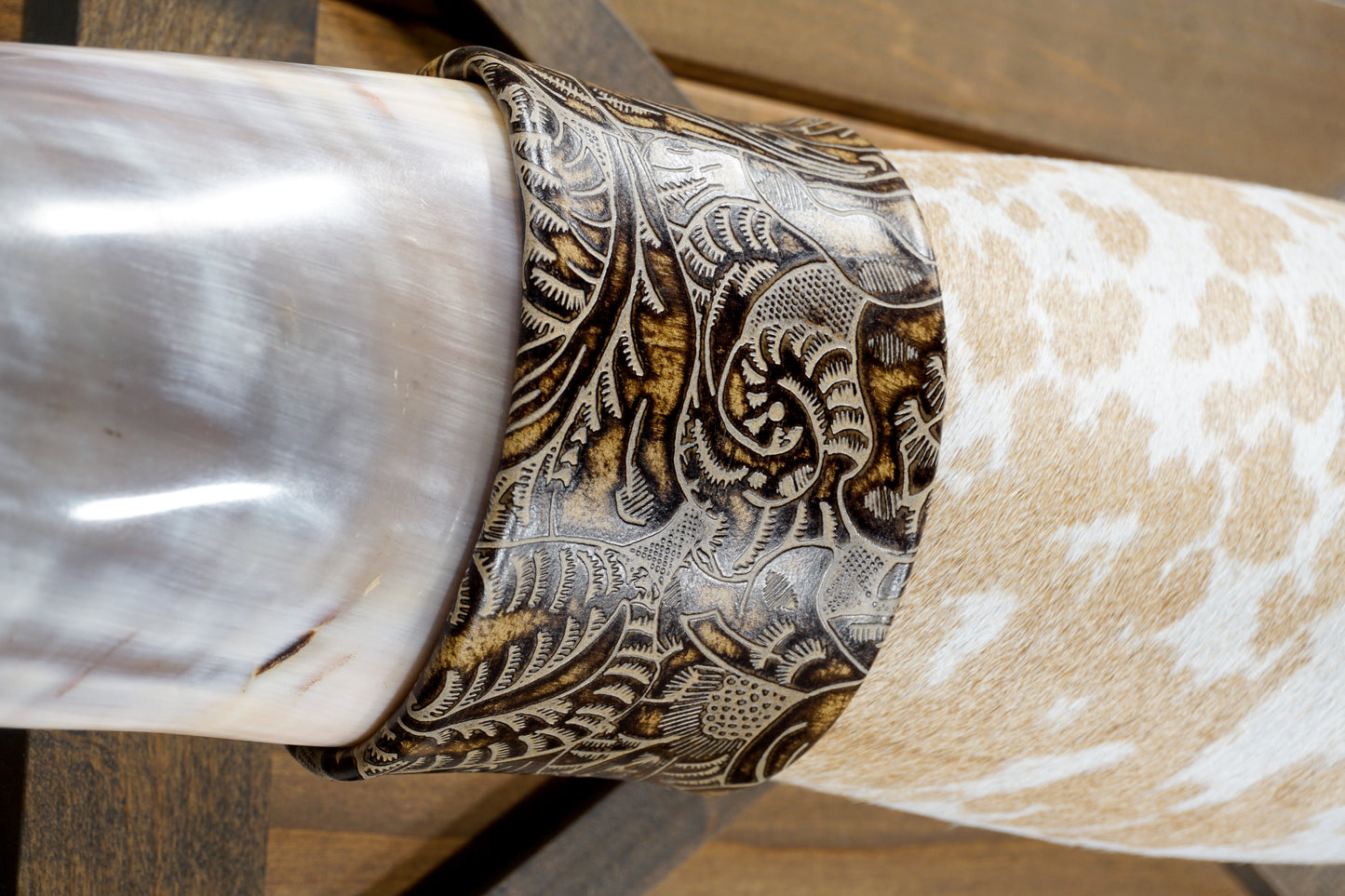 5' 7" Longhorn Wall Mount #372
