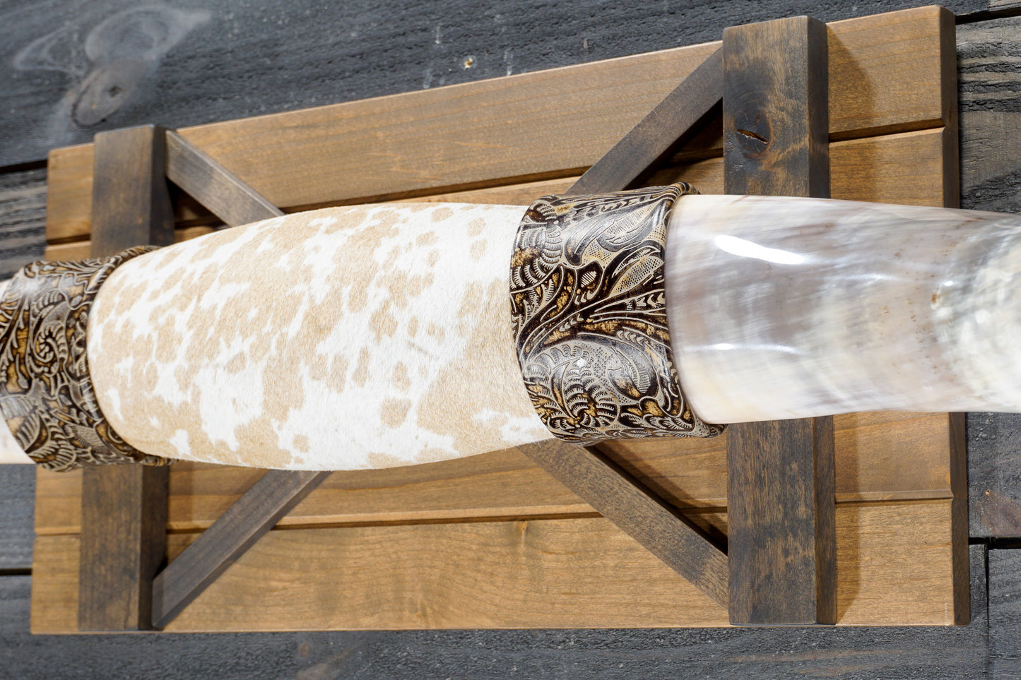 5' 7" Longhorn Wall Mount #372