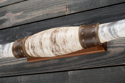 5' 5" Longhorn Wall Mount #312