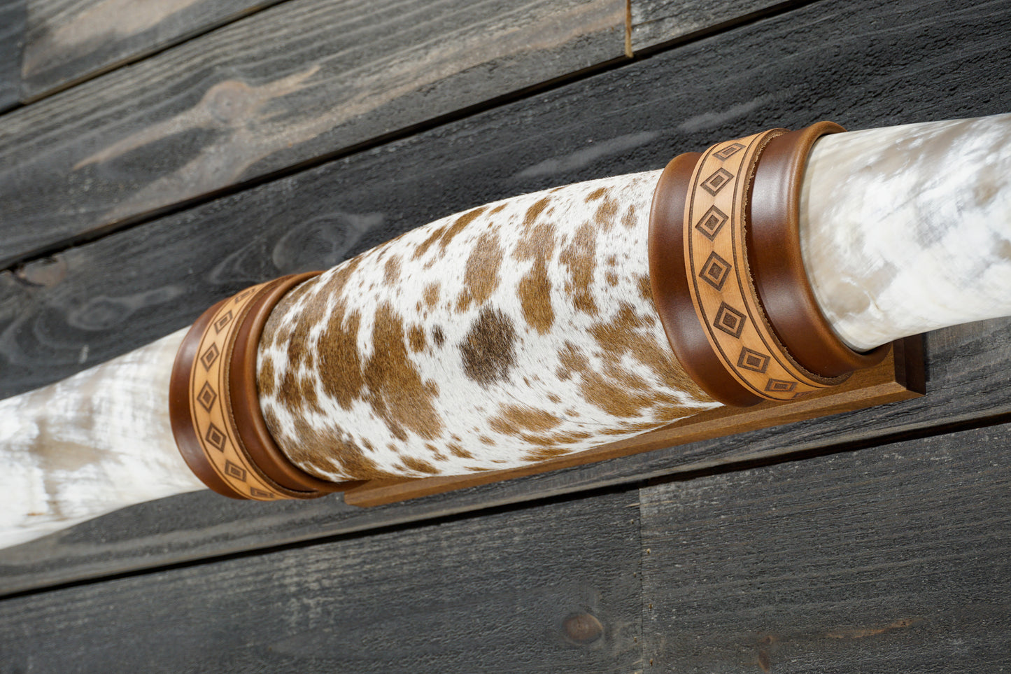 6' 0" Longhorn Wall Mount #236