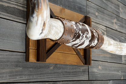 5' 7" Longhorn Wall Mount #369