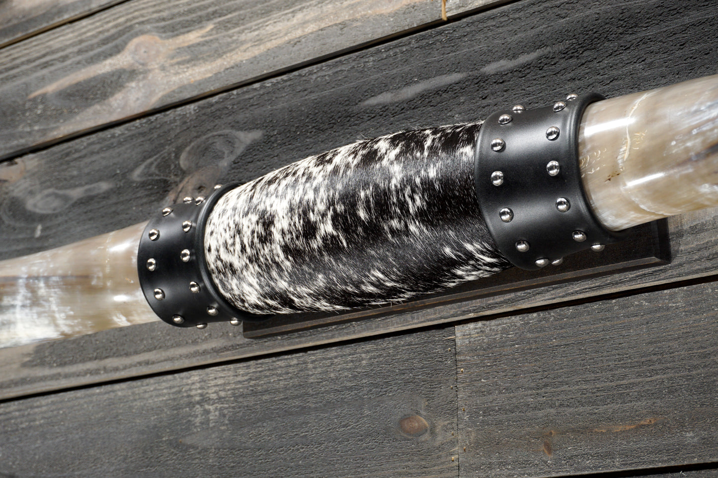 4' 7" Longhorn Wall Mount #376