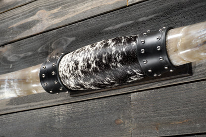 4' 7" Longhorn Wall Mount #376