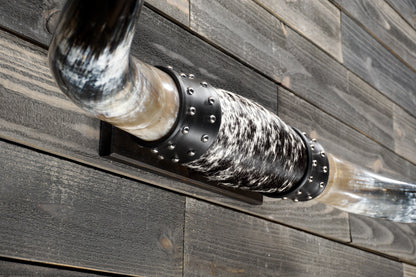 4' 7" Longhorn Wall Mount #376