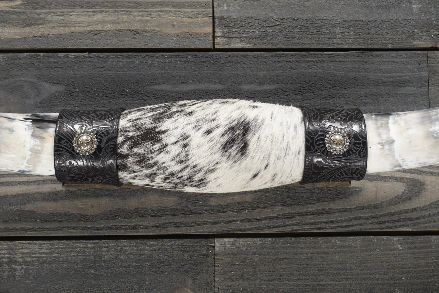 3' 0" Longhorn Wall Mount #306