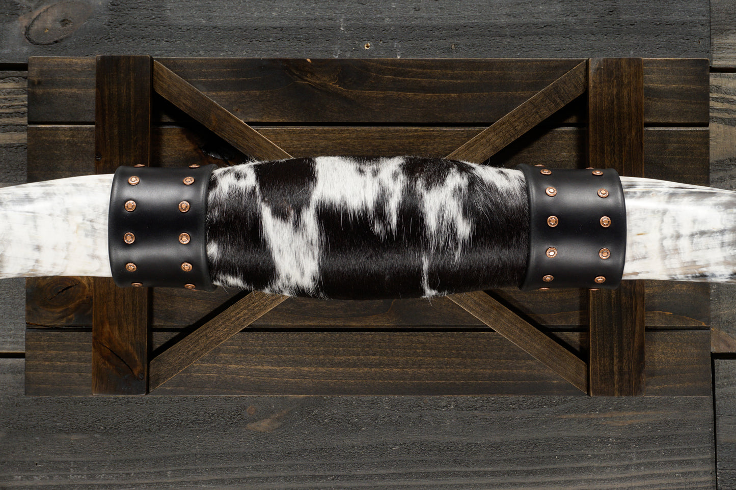 4' 10" Longhorn Wall Mount #351