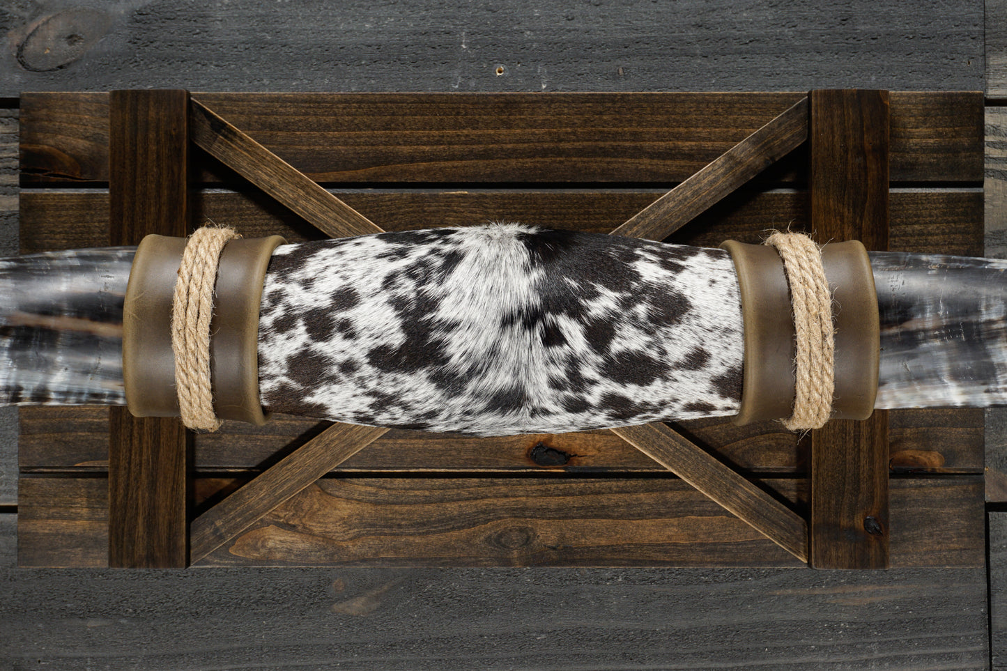 4' 4" Longhorn Wall Mount #333
