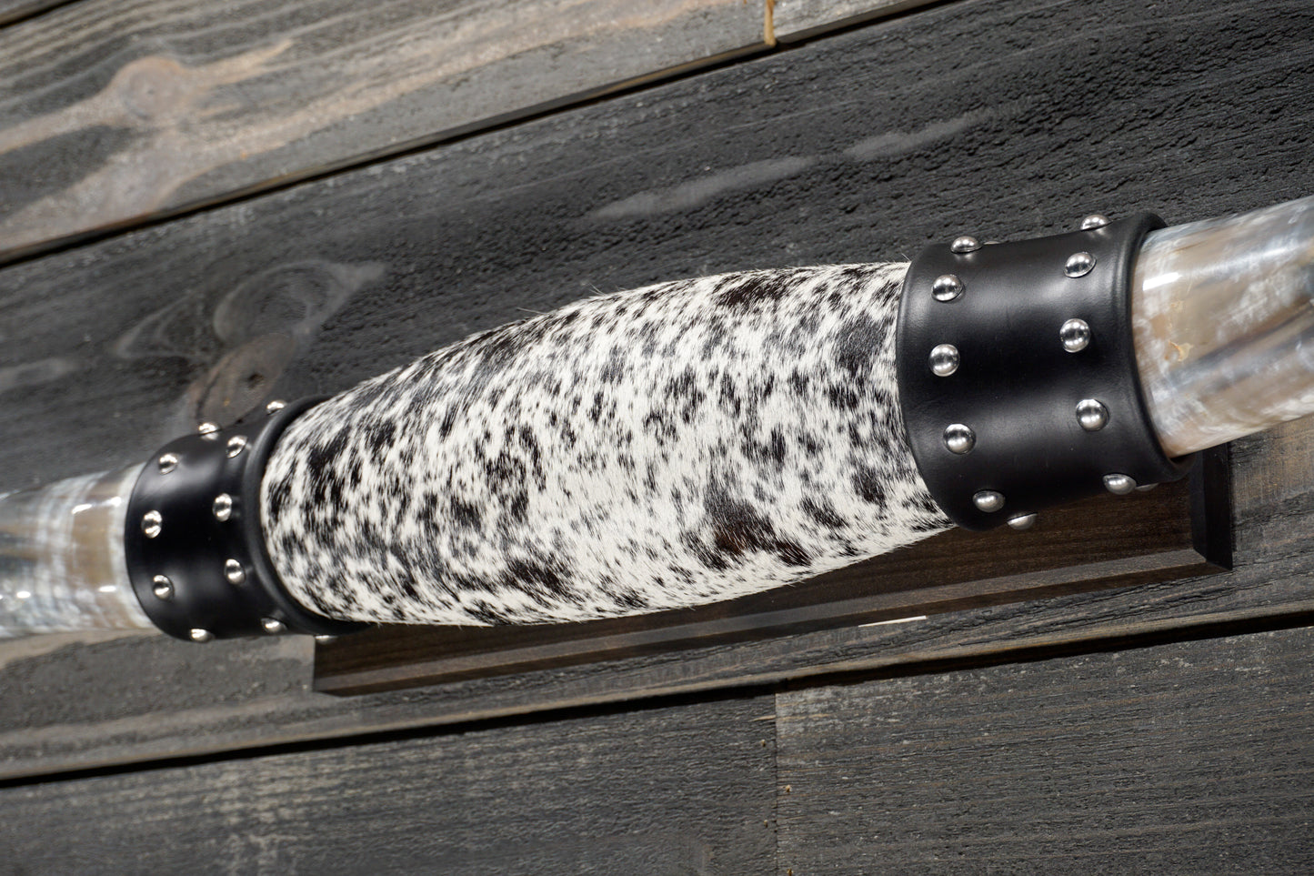 4' 10" Longhorn Wall Mount #315