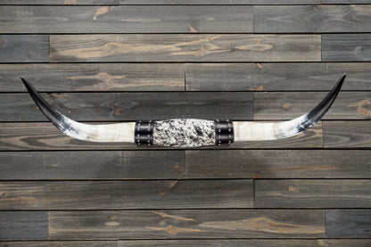 4' 3" Longhorn Wall Mount #327