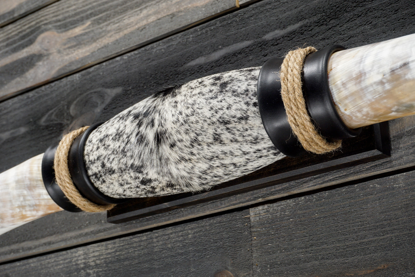 5' 5" Longhorn Wall Mount #347