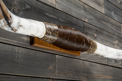 5' 8" Longhorn Wall Mount #344