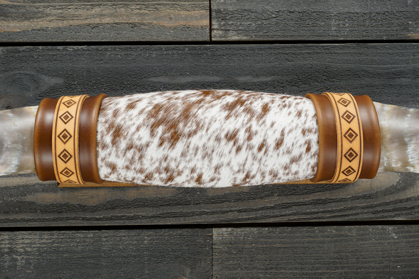 5' 2" Longhorn Wall Mount #300