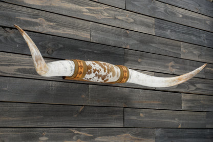 5' 2" Longhorn Wall Mount #323