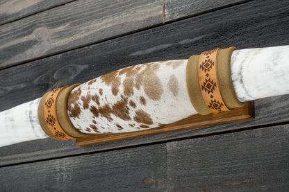 5' 2" Longhorn Wall Mount #323