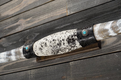 5' 5" Longhorn Wall Mount #328