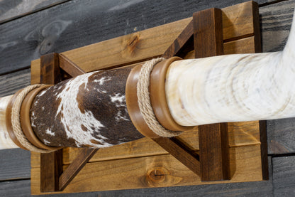 5' 8" Longhorn Wall Mount #352