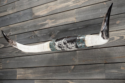 4' 3" Longhorn Wall Mount #378