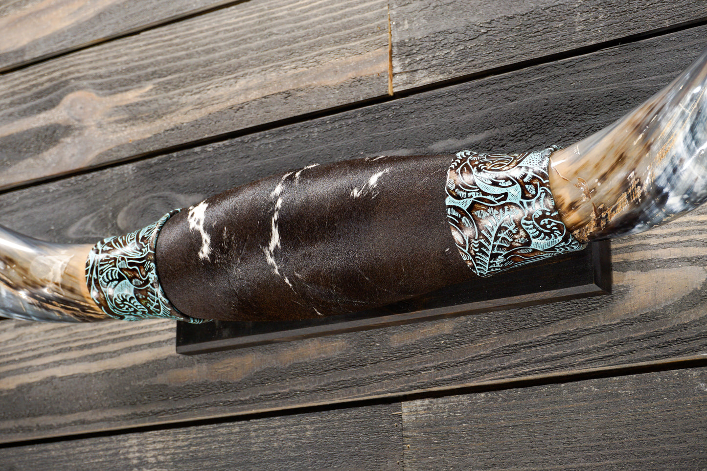 5' 2" Longhorn Wall Mount #308