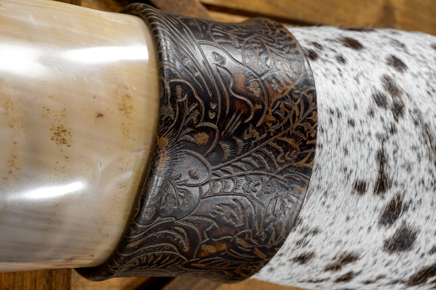5' 4" Longhorn Wall Mount #348