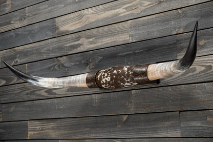 4' 4" Longhorn Wall Mount #330