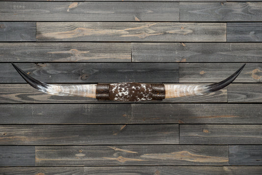 4' 4" Longhorn Wall Mount #330