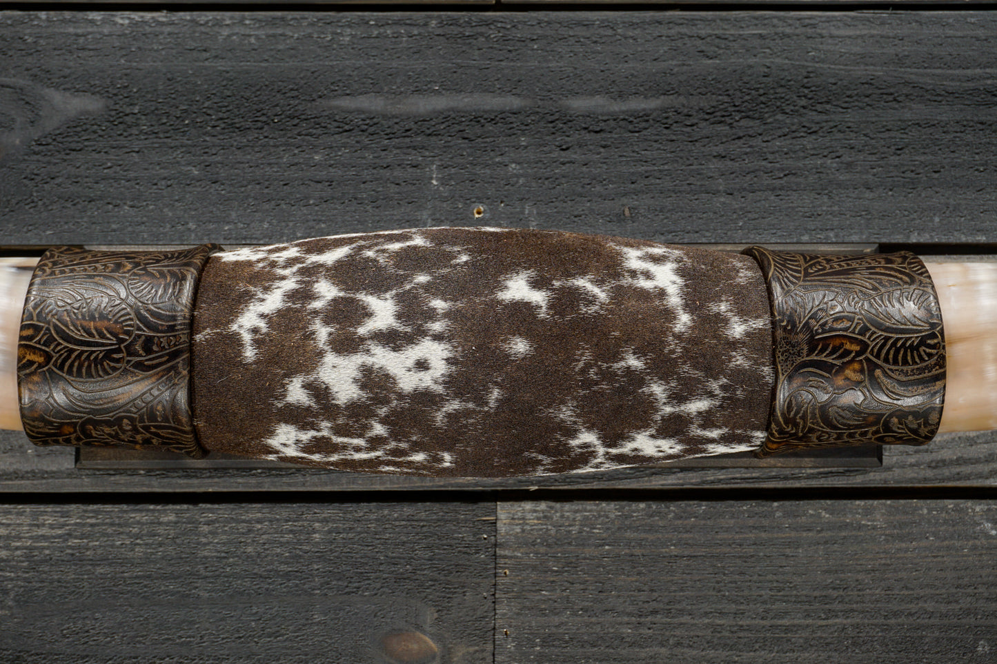 4' 4" Longhorn Wall Mount #330